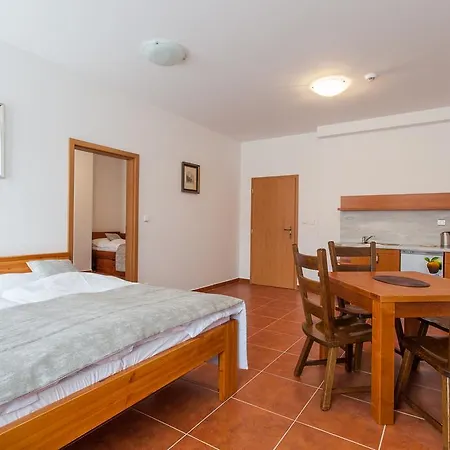 Apartment U Andela *